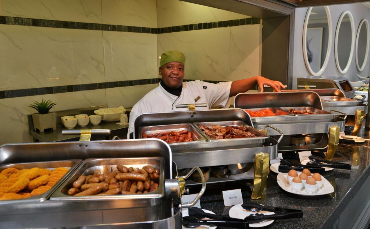 Holiday Inn Johannesburg Airport By Ihg Kempton Park Exteriér fotografie