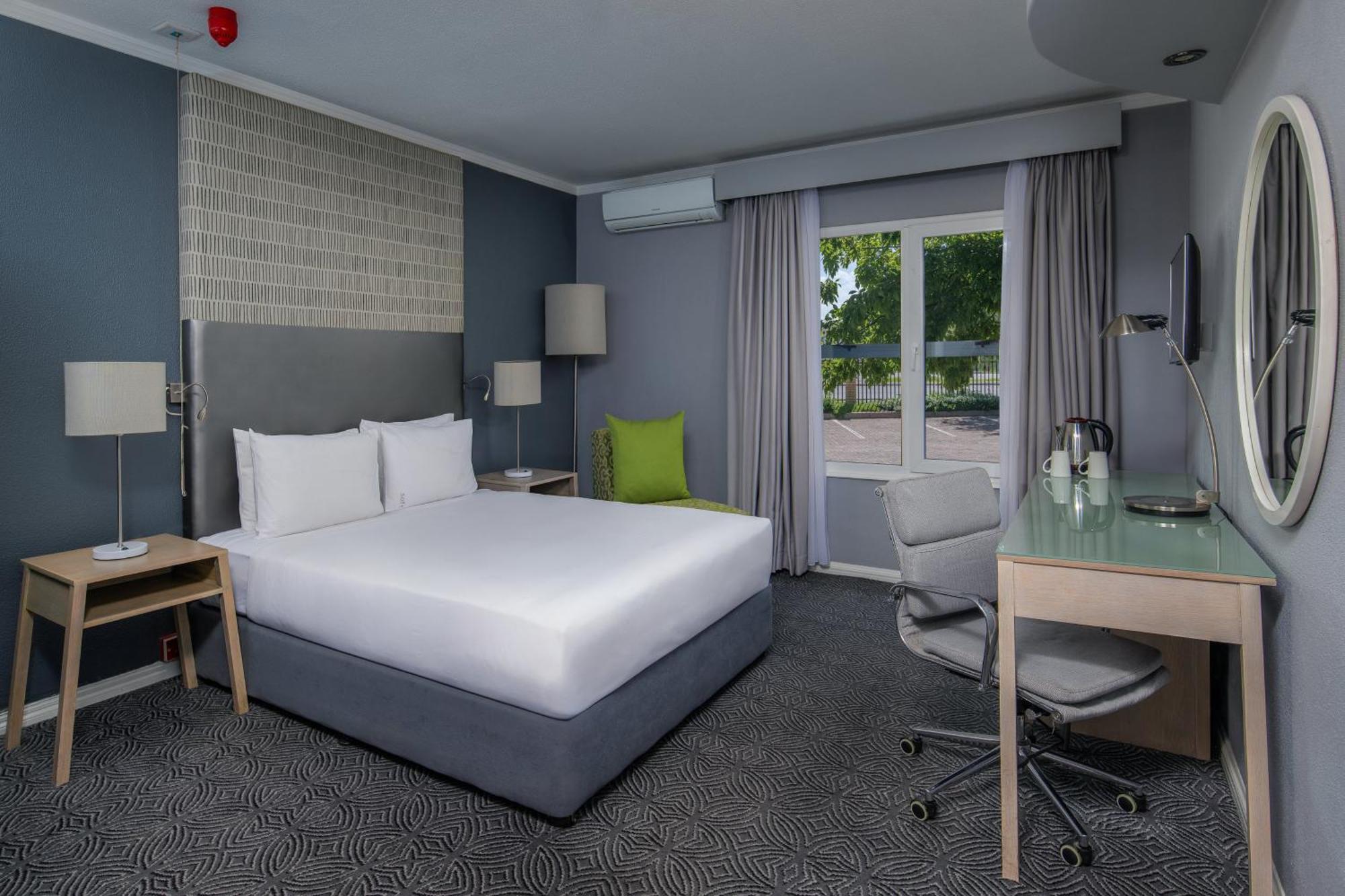 Holiday Inn Johannesburg Airport By Ihg Kempton Park Exteriér fotografie