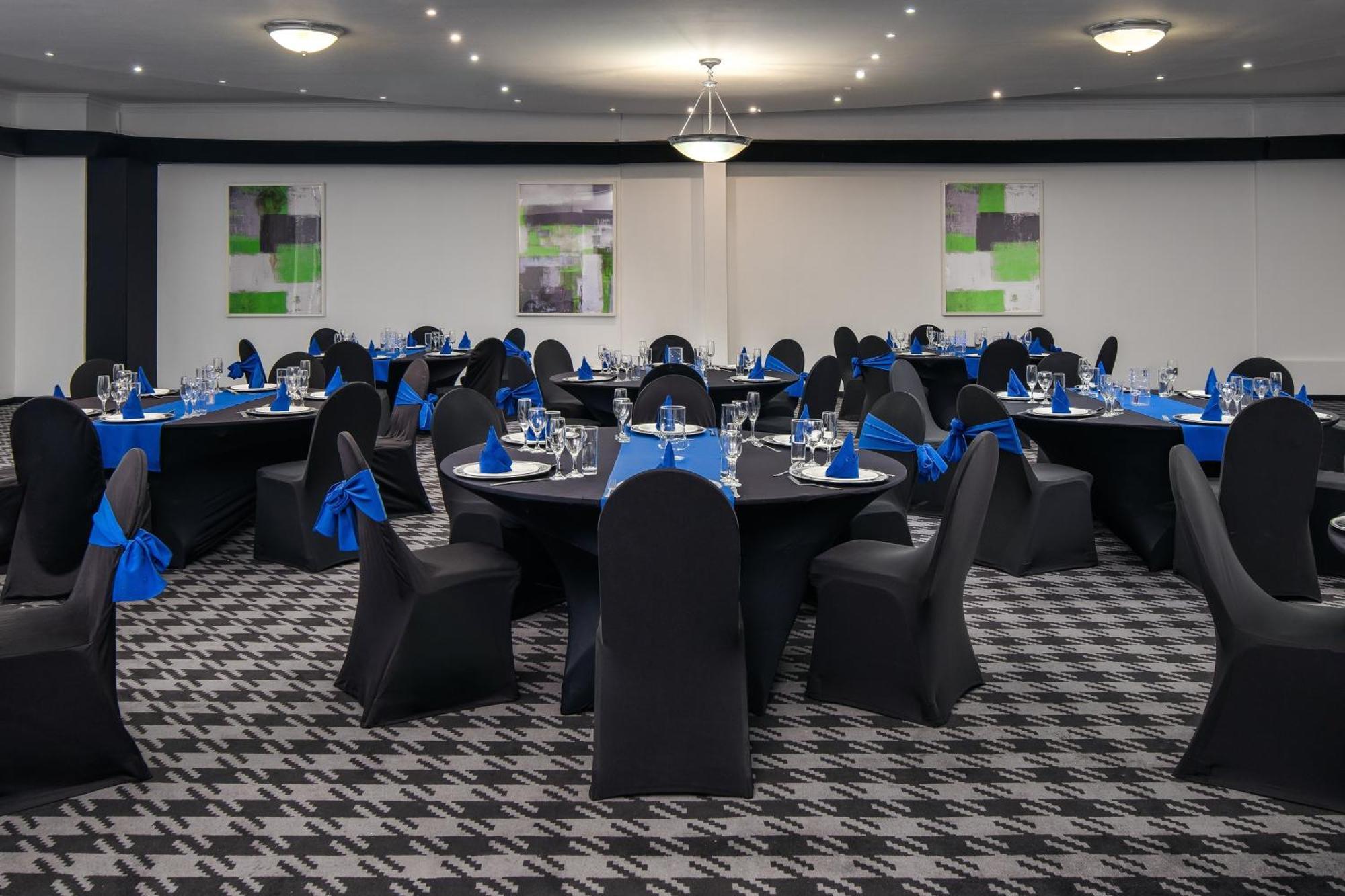 Holiday Inn Johannesburg Airport By Ihg Kempton Park Exteriér fotografie
